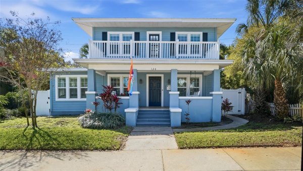 126 22ND Ave ST PETERSBURG, FL 33704