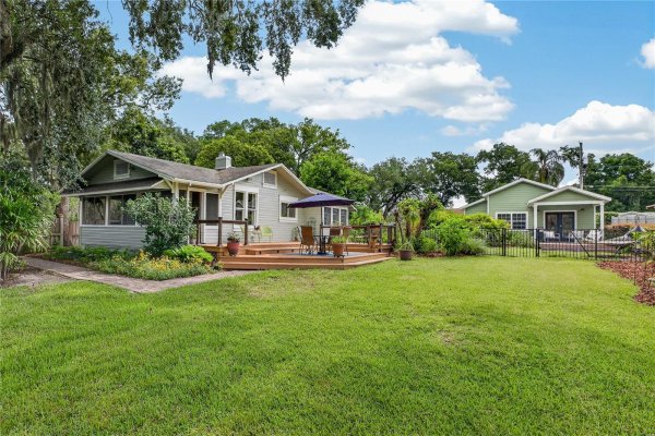 1800 CARLTON Dr ORLANDO, FL 32806