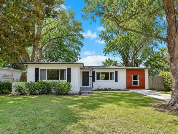 304 E JERSEY St ORLANDO, FL 32806
