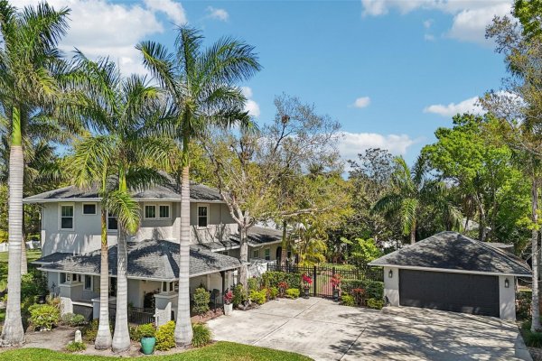 207 23RD St BRADENTON, FL 34205