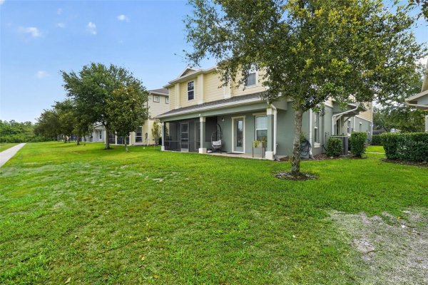 4749 SOMERSET Hl Ln RIVERVIEW, FL 33578