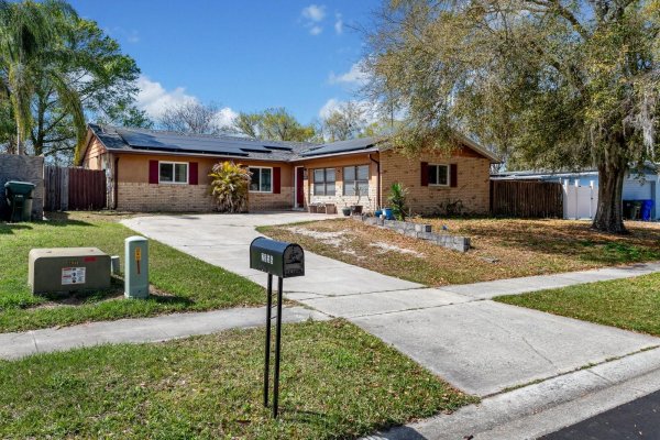 2356 Vly Ave KISSIMMEE, FL 34744