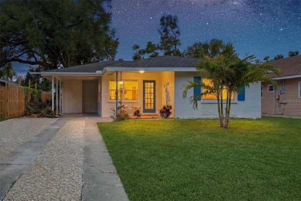 1020 23RD St SARASOTA, FL 34234
