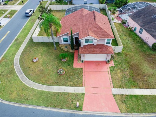 2955 PEMBRIDGE St KISSIMMEE, FL 34747