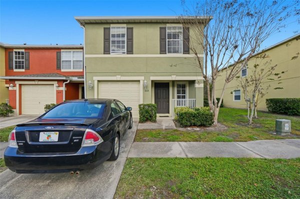 668 CRESTING OAK Cir #43 ORLANDO, FL 32824
