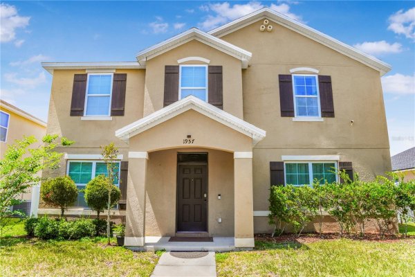 1957 RED Cyn Dr KISSIMMEE, FL 34744