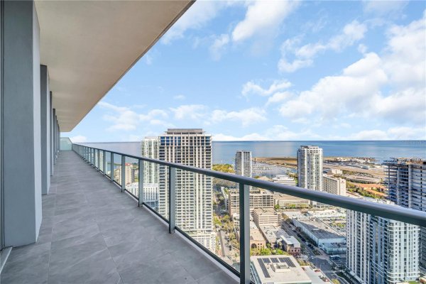 400 CENTRAL Ave #4002 ST PETERSBURG, FL 33701