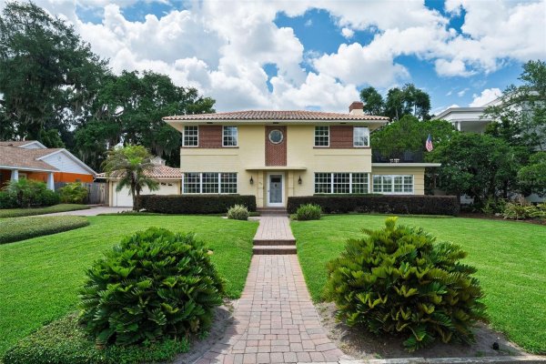 830 Lk DAVIS Dr ORLANDO, FL 32806