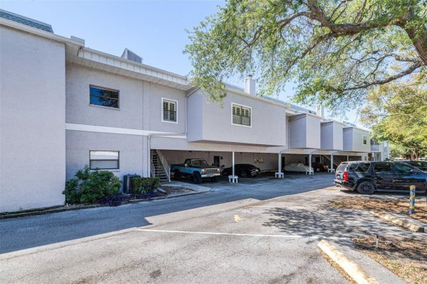 4405 W FAIR OAKS Ave #11 TAMPA, FL 33611