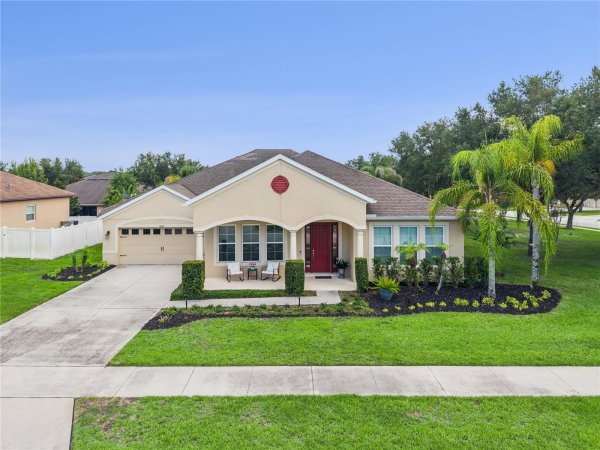 3684 CHANDLER ESTATES Dr APOPKA, FL 32712