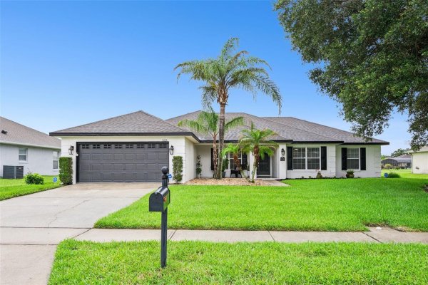 3233 LORIMAR Ln ST CLOUD, FL 34772