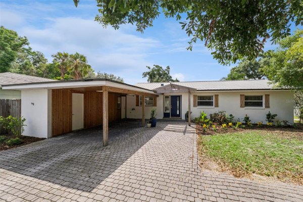 2609 S CRYSTAL Lk Dr ORLANDO, FL 32806