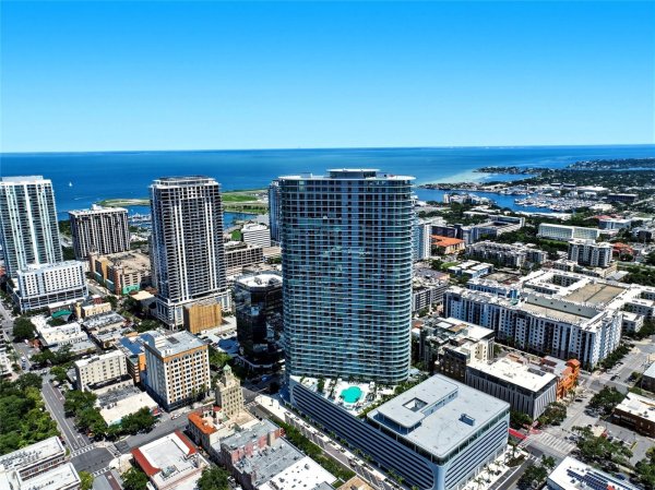 400 CENTRAL Ave #301 ST PETERSBURG, FL 33701