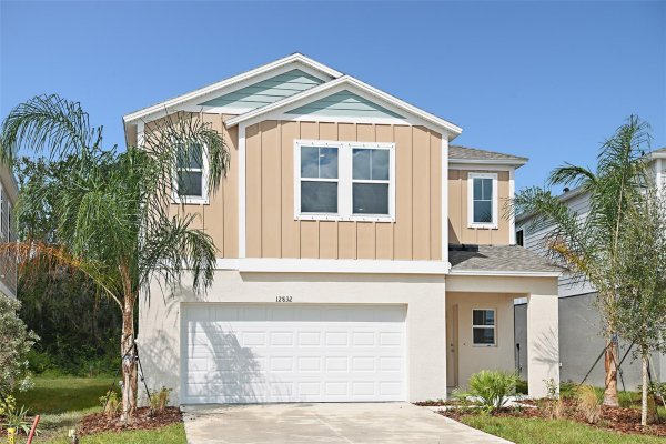 36580 SAGEMOOR Dr ZEPHYRHILLS, FL 33541