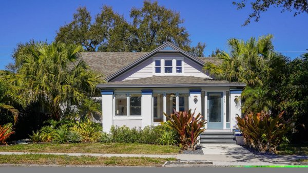 115 21ST Ave ST PETERSBURG, FL 33704