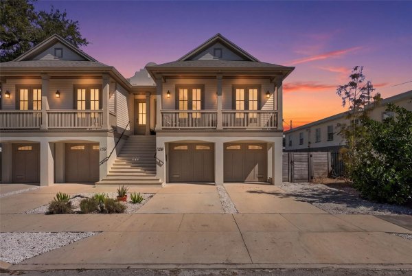 1208 5TH St ST PETERSBURG, FL 33701