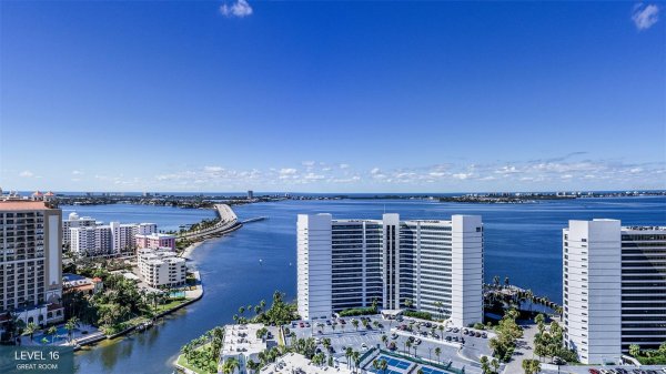 555 QUAY Cmn #1501 SARASOTA, FL 34236