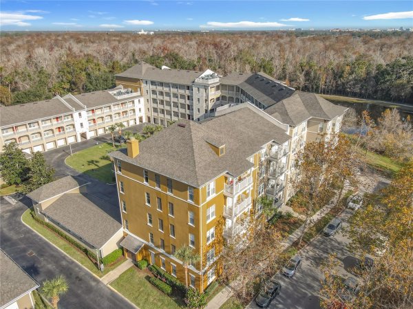 1210 VAUX Blvd #408 KISSIMMEE, FL 34747