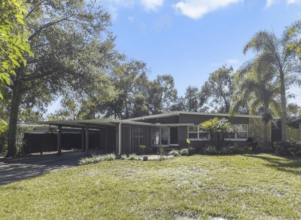 3222 PALMER St ORLANDO, FL 32803