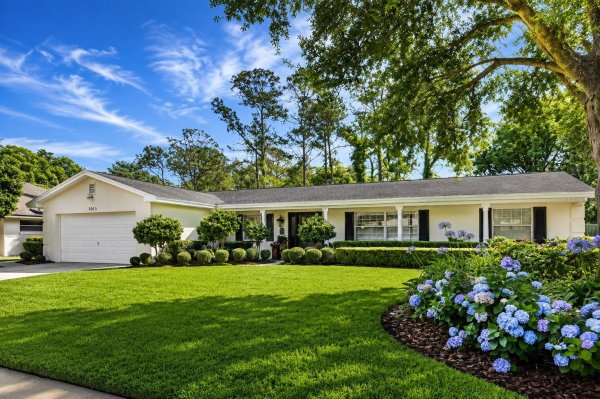 3015 DAWLEY Ave ORLANDO, FL 32806