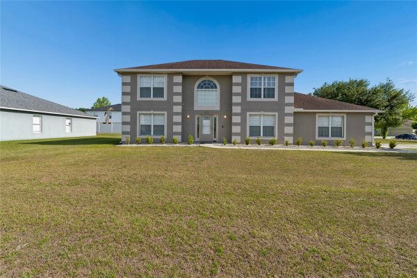 2789 WOODLAND Crk Cir KISSIMMEE, FL 34744