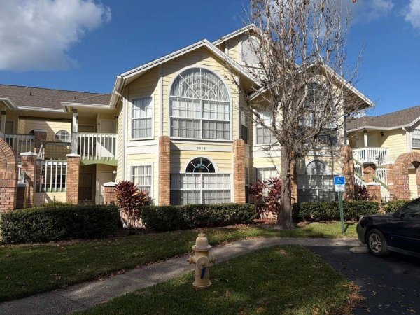 5012 LAGUNA BAY Cir #73 KISSIMMEE, FL 34746