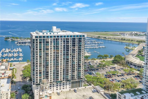 1 Bch Dr #1702 ST PETERSBURG, FL 33701