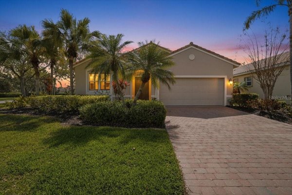4246 65TH Pl SARASOTA, FL 34243